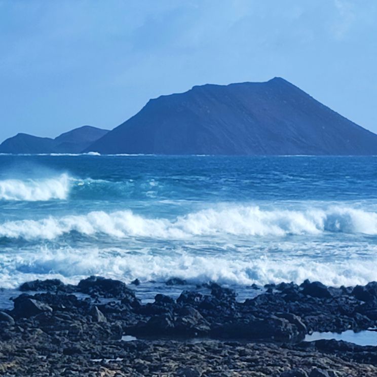 Blick von Corralejo, Fuerteventura auf die Insel Lobos